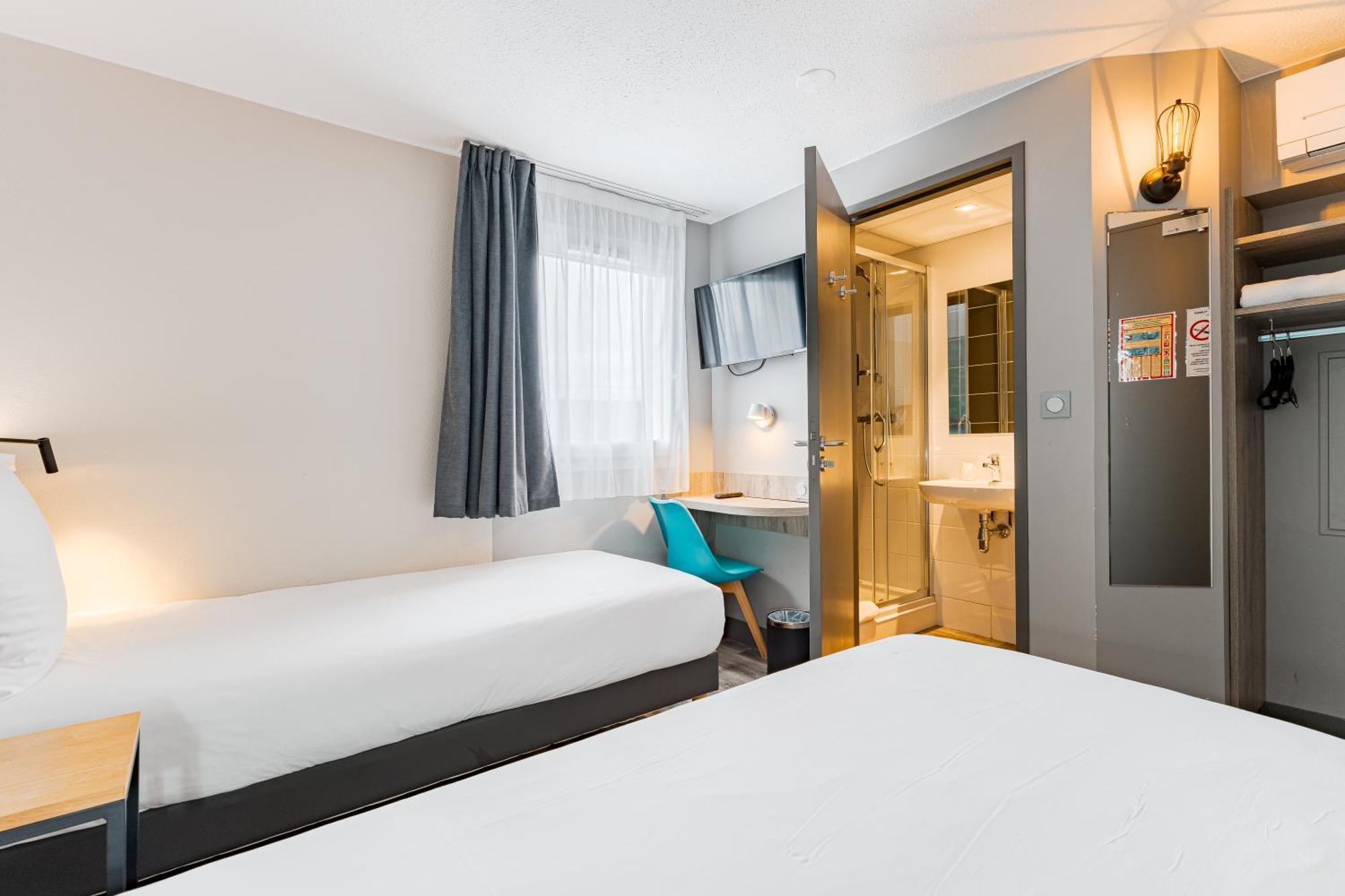 Kyriad Direct Tours Sud - Chambray Les Tours Ngoại thất bức ảnh